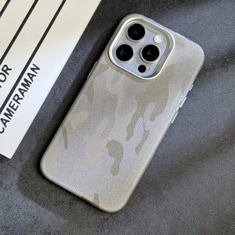 Capa para iPhone Camuflada Cinza