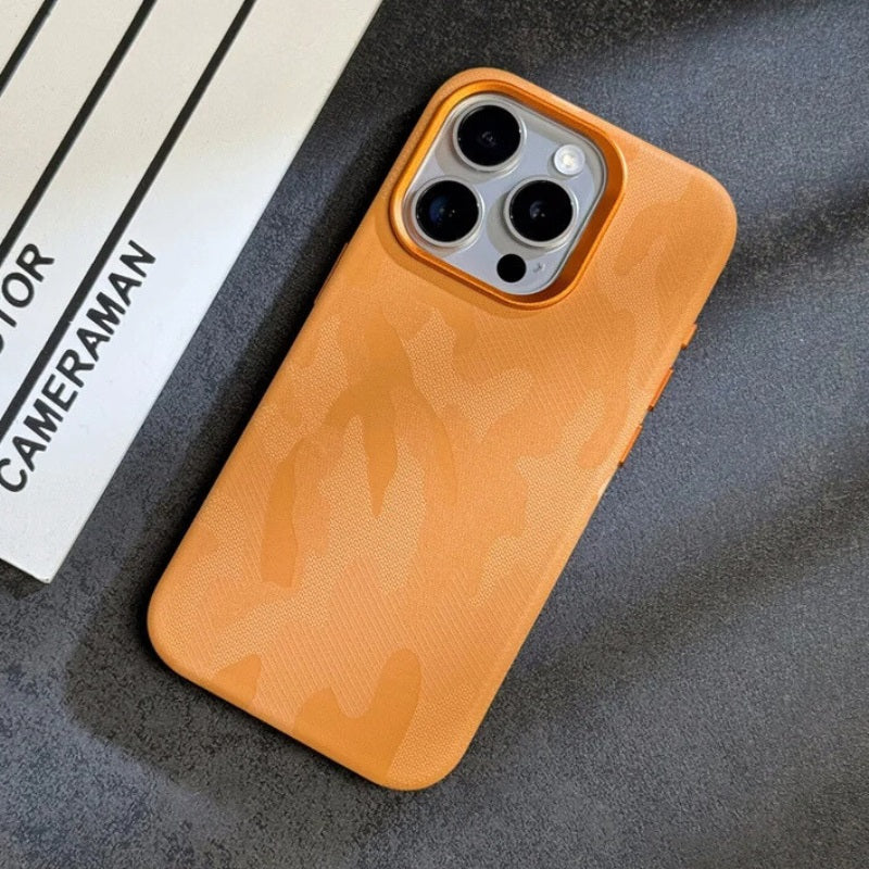 Capa para iPhone Camuflada Laranja Claro