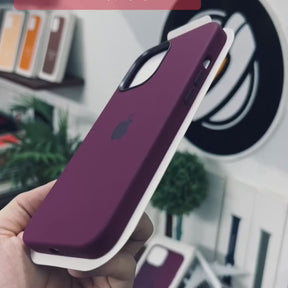 Capa para iPhone de Silicone Plum Série 12